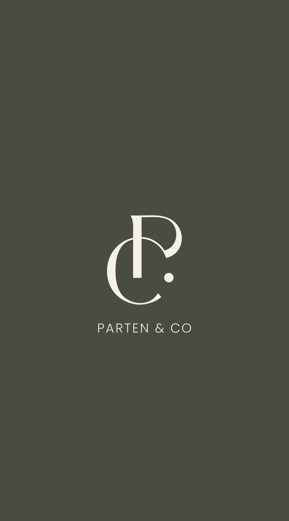 logo parten & co blanc sur fond vert foncé